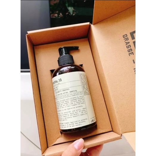 Dưỡng thể và Sữa tắm Le Labo Santal 33 Body Lotion + Shower Gel 330ml Siêu phẩm hot , hương thơm