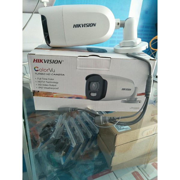 Camera 5MP HIKVISION DS-2CE10KF0T-FS có màu ban đêm, full color, colorvu (chính hãng Hikvision Việt Nam)