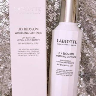 [XẢ GIÁ LẺ BẰNG GIÁ SỈ] Nước hoa hồng trắng da Lily whitening Labiotte