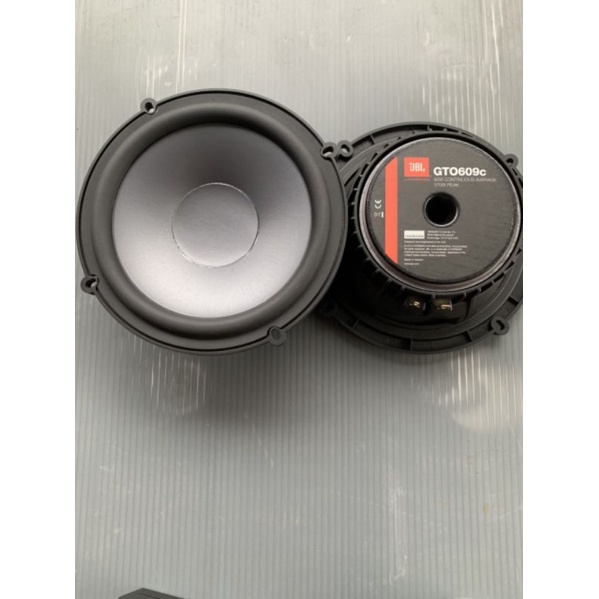1Bộ=2loa cánh JBL GTO609C kèm 2 phân tần và 2 treble Cao cấp chính hãng.cho hệ thống âm thanh ô tô