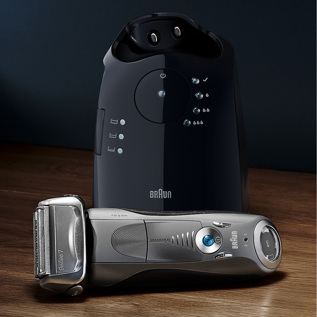 Máy cạo râu Braun Series 7