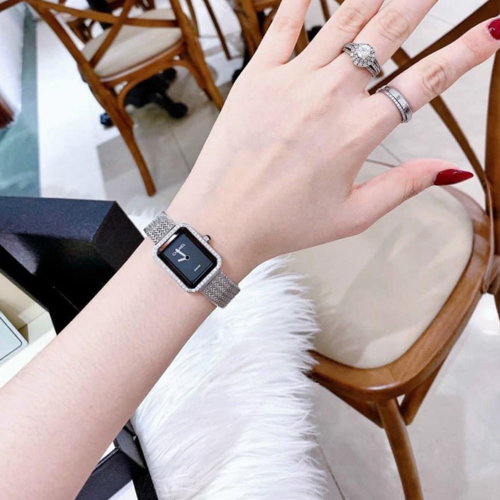 Đồng hồ nữ Chanel mặt vuông viền diman dây kim loại cao cấp - Bảo hành 12 tháng | BigBuy360 - bigbuy360.vn