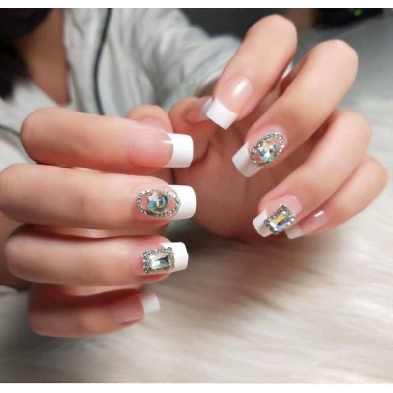 bộ 24 móng tay giả kèm keo