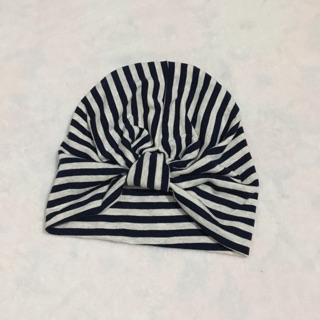 Mũ turban cho bé trai
