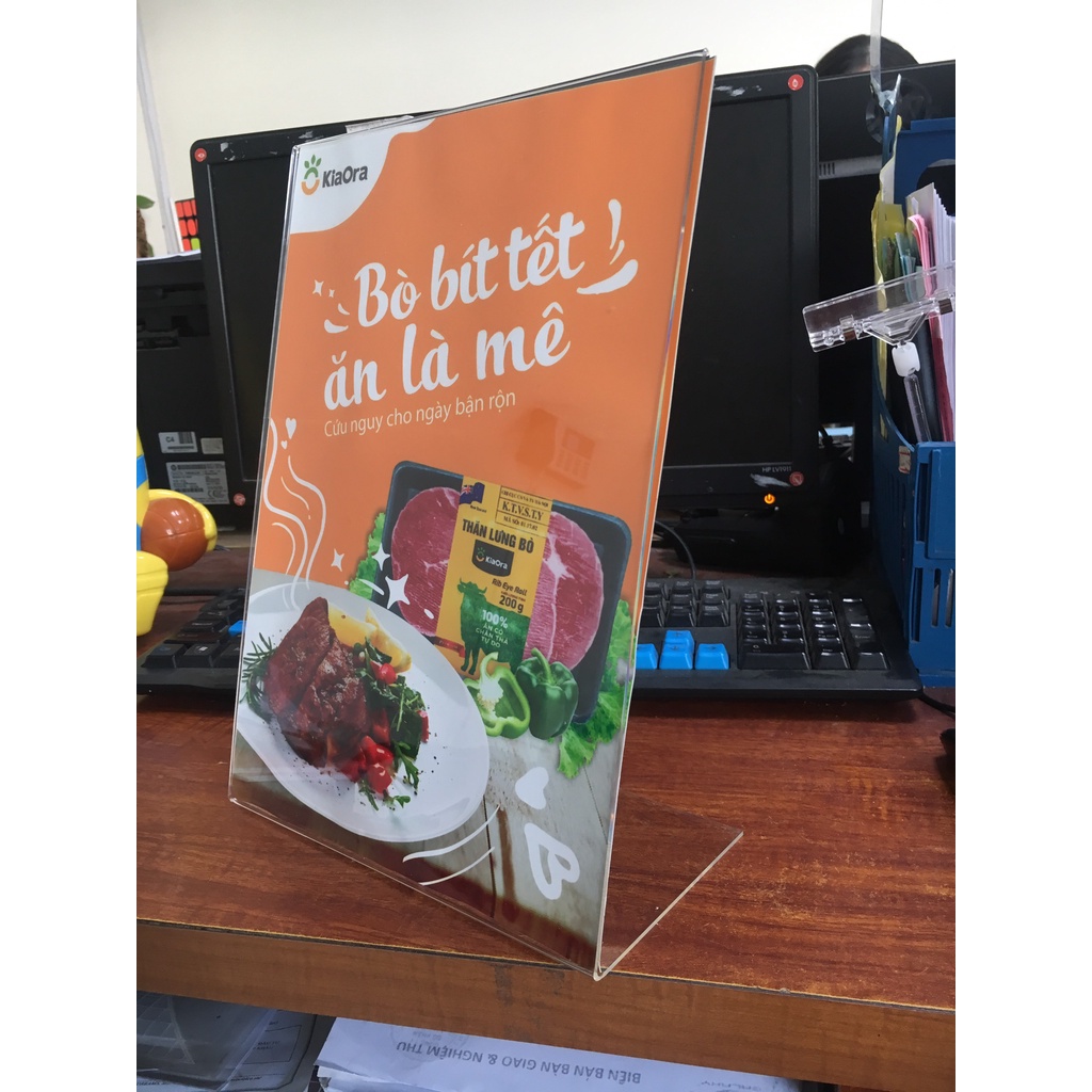 Bảng menu mica A4 dáng chữ L chuyên dùng tại các nhà hàng, quầy kệ, shop, siêu thị, kiểu dáng thời trang, sang trọng