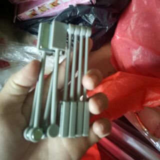 thanh hơ mắt mèo