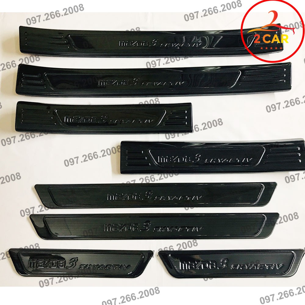 Ốp bậc cửa trong, ngoài xe Mazda 3 2020-2021 chất liệu titan cao cấp