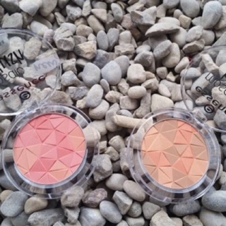 Phấn má hồng essence mosaic blush siêu mịn đẹp nội địa đức