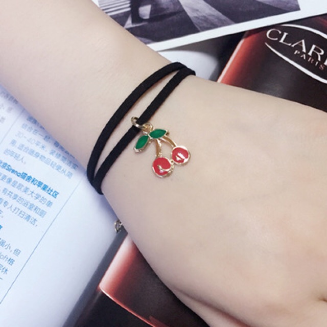 Vòng tay choker