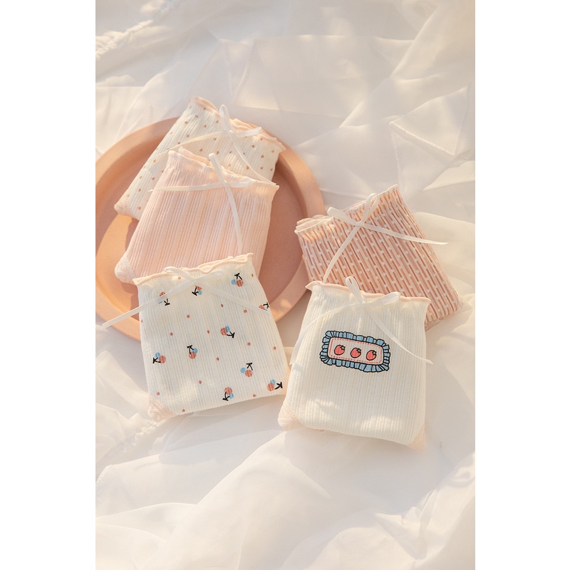 Quần lót nữ FREESHIP 50KQuần lót cotton cao cấp kháng khuẩn thoáng mát họa tiết đẹp và dễ thương Q18