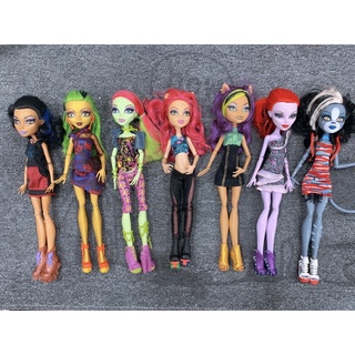 Búp bê monster high