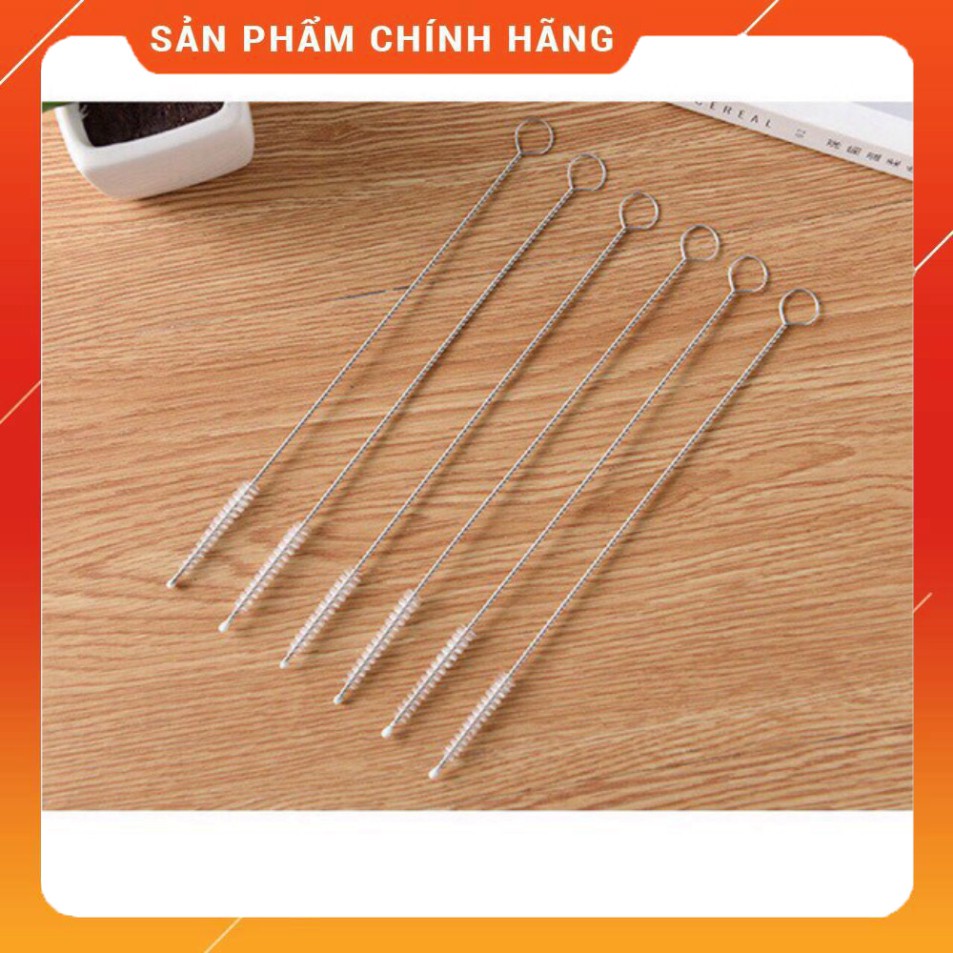 Cọ rửa ông hút to