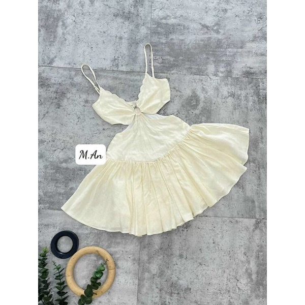 váy hai dây cúp khoét eo | BigBuy360 - bigbuy360.vn