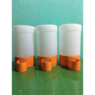Bình nước cho chim, gà, bồ câu
