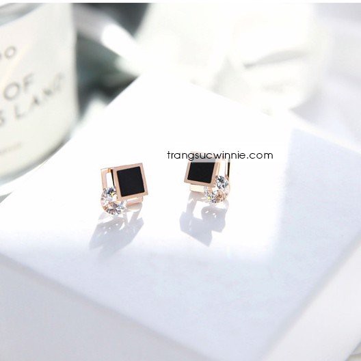 Hoa tai nữ titan Diamond Rhombus