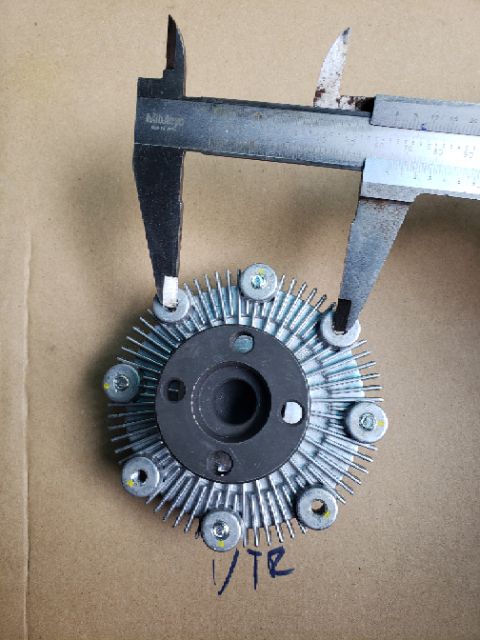 Ly tâm quạt xe SUZUKI VITARA đời 199- 204- 205