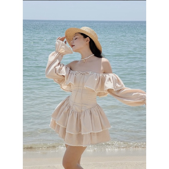 Sandy Dress váy trễ vai màu nâu xoè xếp tầng