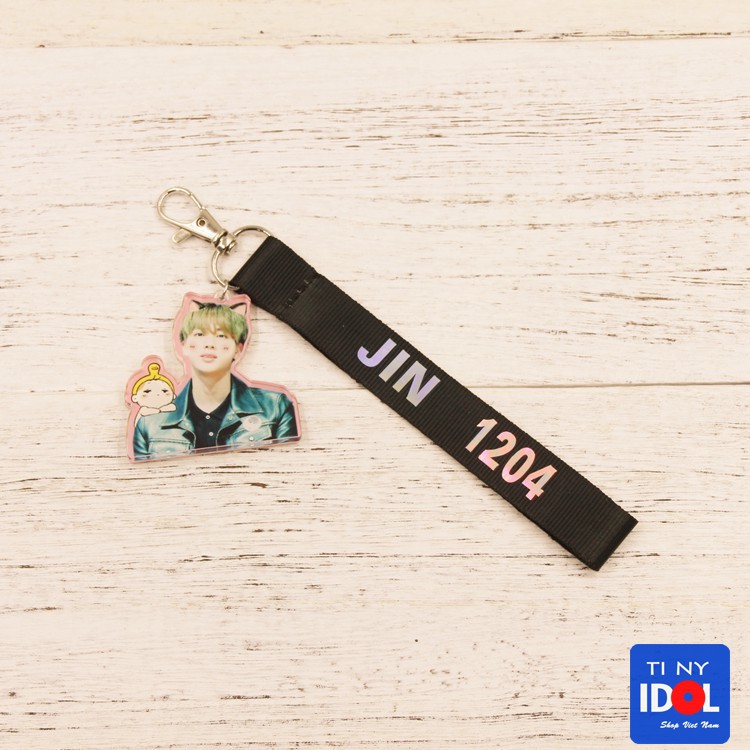 Nametag BTS Jin, Dây Strap Móc Khóa Đeo Cặp, Balo Kpop Giá Rẻ