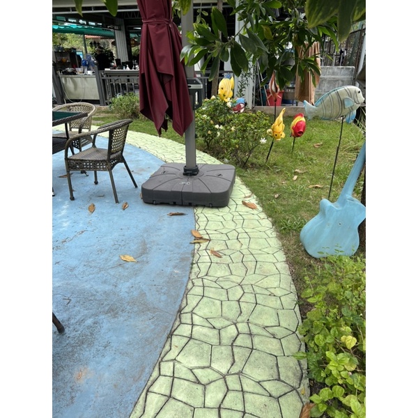 Khuôn nhựa đổ bê tông tạo hình lối đi