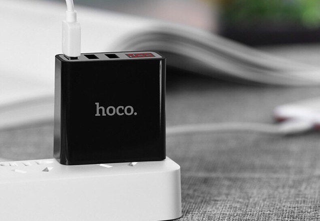 Củ sạc Hoco C15 sạc 3 cổng USB có đồng hồ đo dòng điện