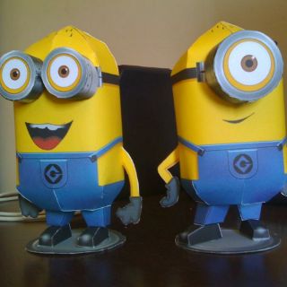 Mô hình giấy Minions Dave và Stuart [Despicable Me]