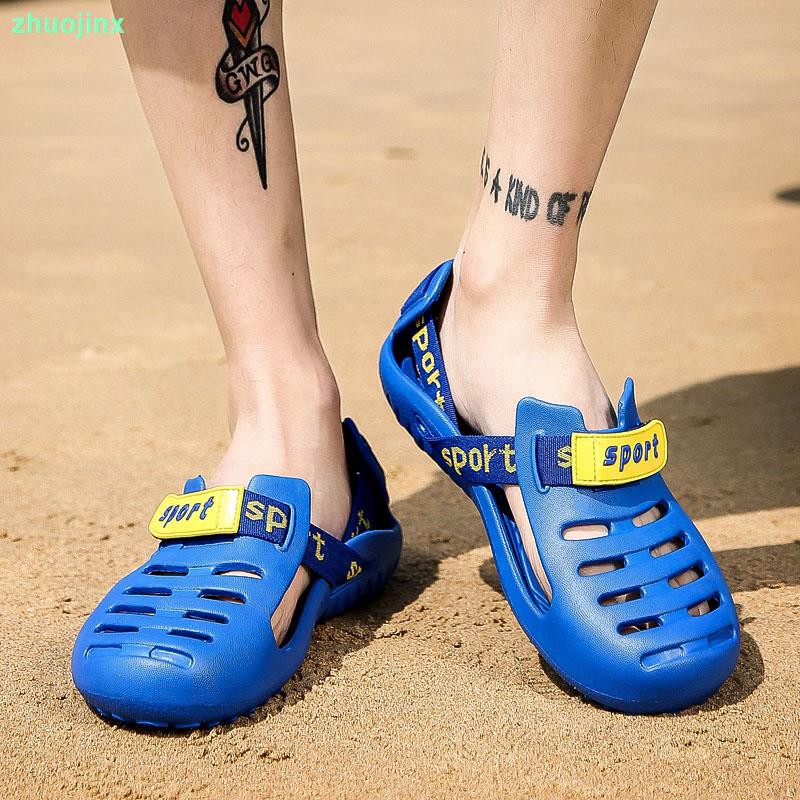 Giày Sandal Đục Lỗ Thoáng Khí Size Lớn Thời Trang Nam