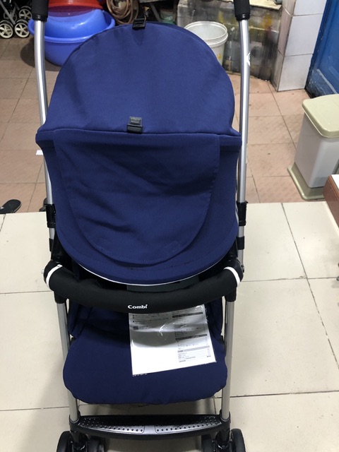 Xe Đẩy 2 Chiều Gầm Cao Combi