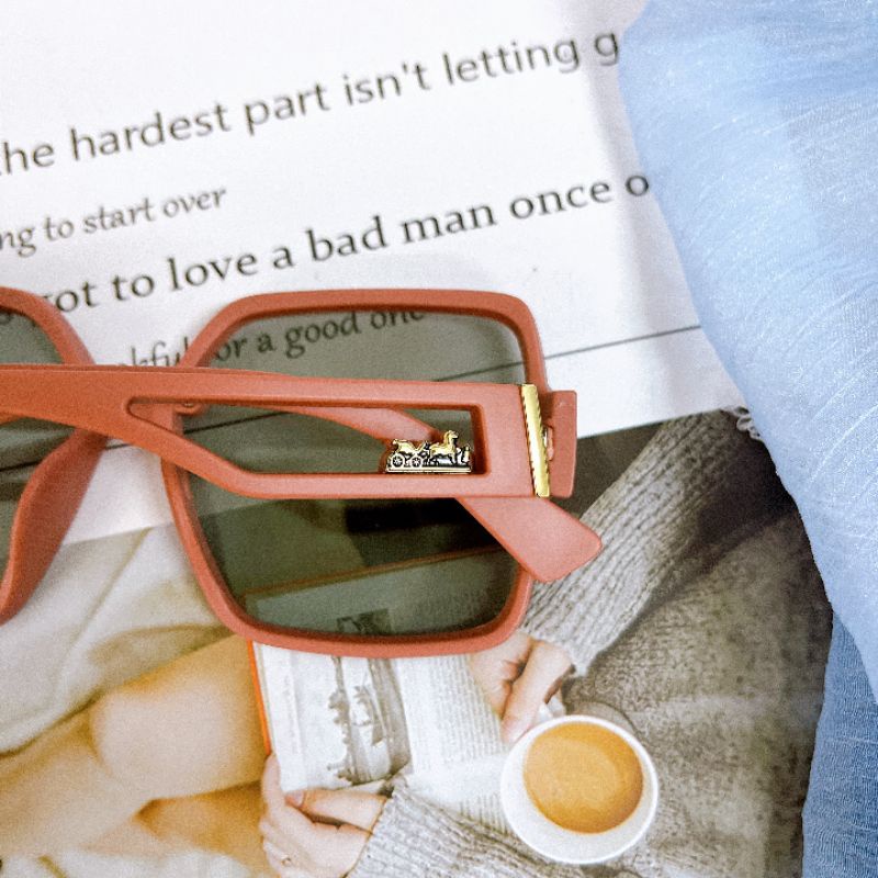 Kính Vuông Nữ Đổi Màu Chữ H Hermes Đi Ngày Và Đêm Của Nam Và Nữ Chống Tia UV400 Đi Đêm Chống Chói HM