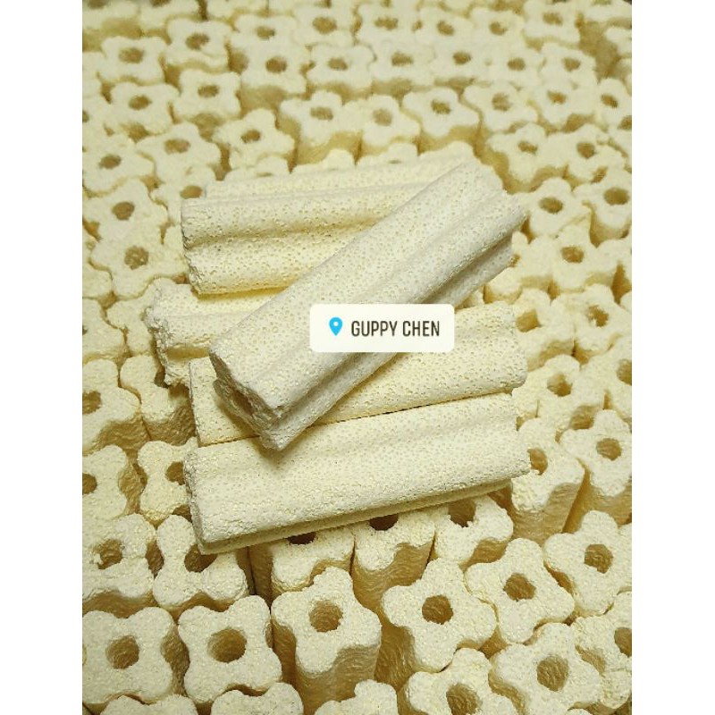 Thanh sứ hoa mai nhỏ 9x3x3cm cho hồ cá