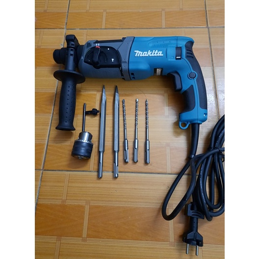 Máy khoan ba chức năng Makita 2470 kèm phụ kiện