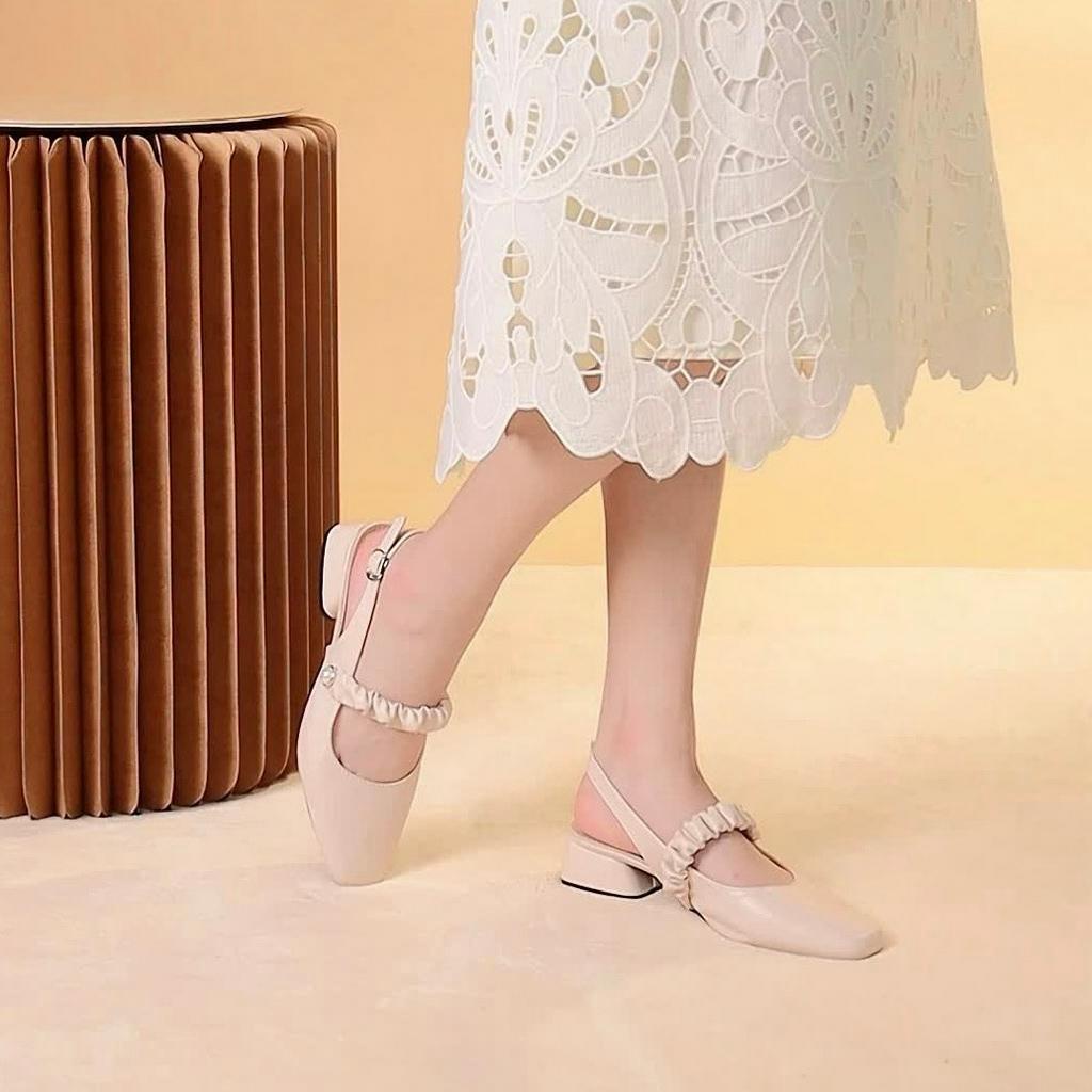 Giày MWC 4216 - Giày Sandal 3cm Cao Gót Đế Vuông Bít Mũi Quai Hậu