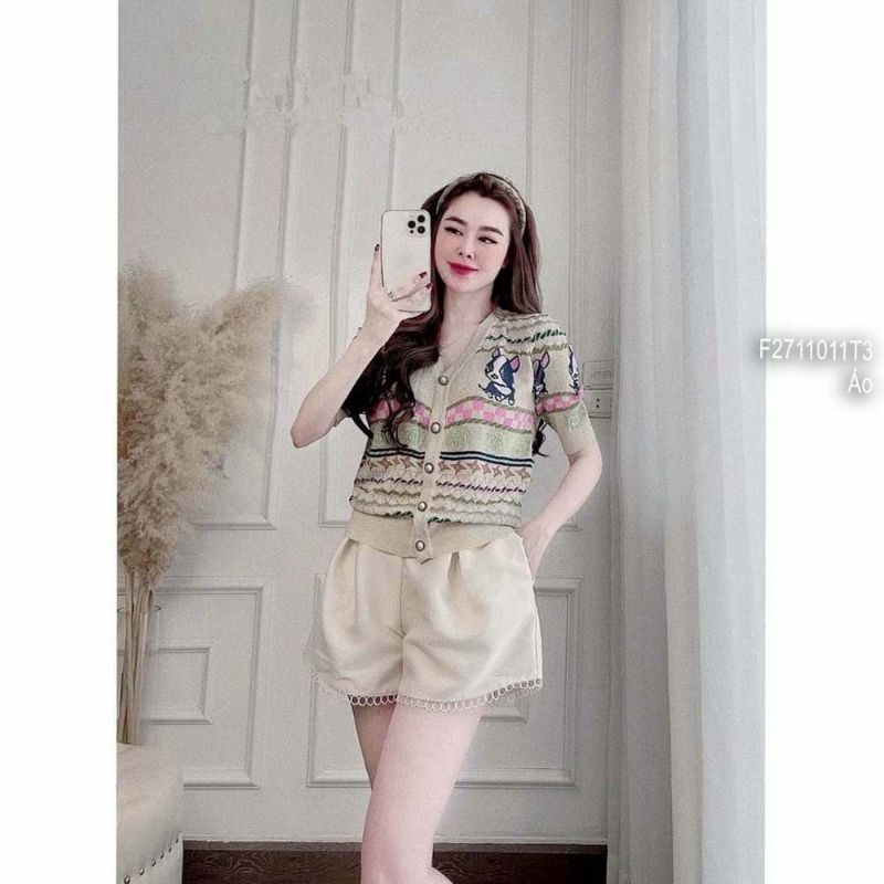 Áo len nút họa tiết phối hình chó cổ tim tay ngắn hàng Quảng Châu