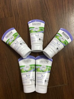 Sữa rửa mặt hữu cơ lavera