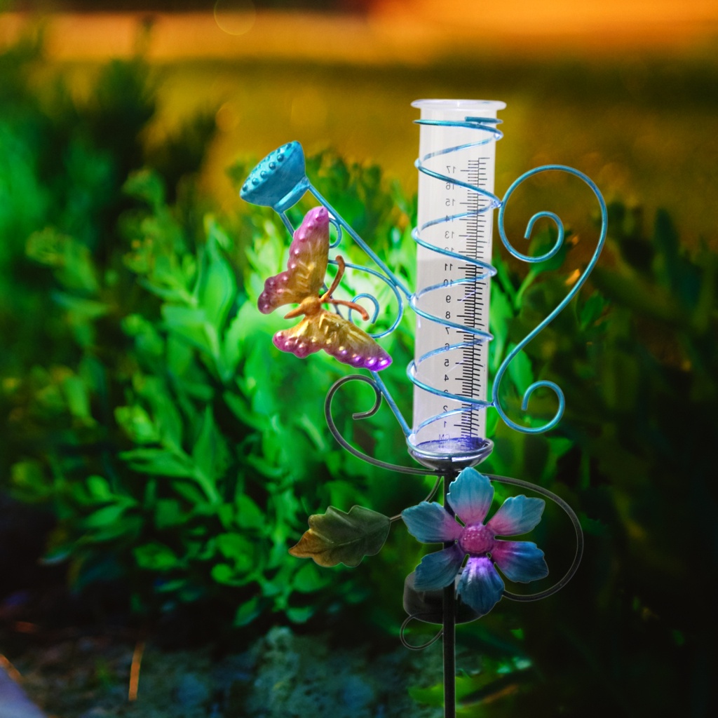 Đồng Hồ Kim Loại Sử Dụng Năng Lượng Mặt Trời Trang Trí Sân Vườn