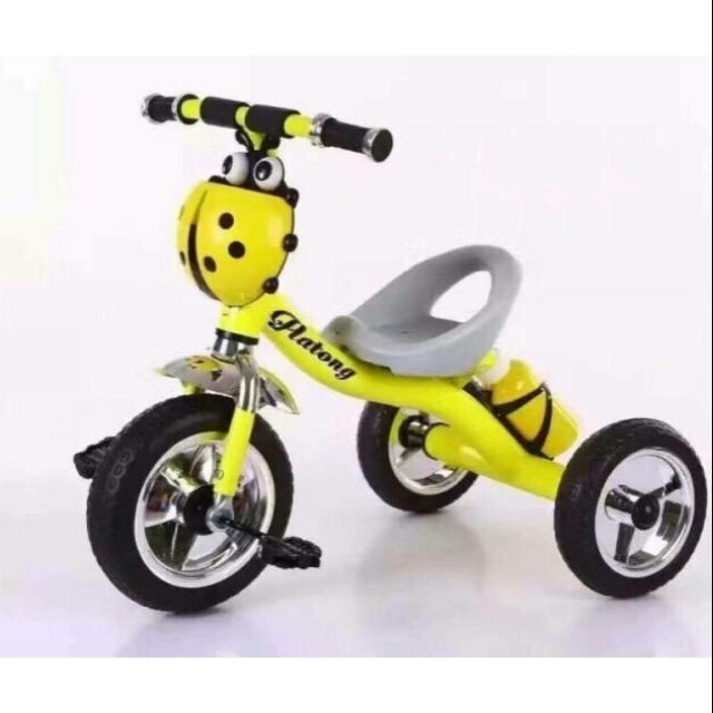 Xe ba bánh bọ cánh cam có bình nước