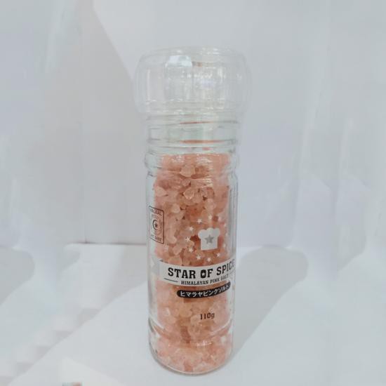 Muối hồng Himalaya 110g, hàng Nhật nội địa, đóng chai thủy tinh nắp có sẵn dụng cụ xay nhỏ muối.