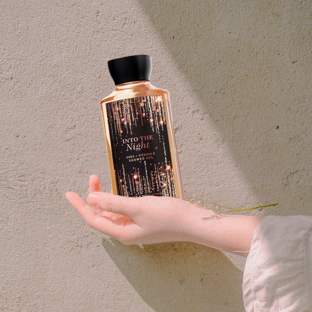 SỮA TẮM BATH & BODY WORKS SHOWER GEL INTO THE NIGHT 295ML