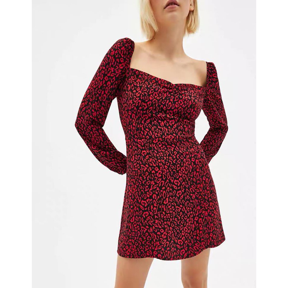 Đầm vintage ngắn FOREVER 21 form A hoạ tiết da beo tay dài phồng trễ vai cổ vuông