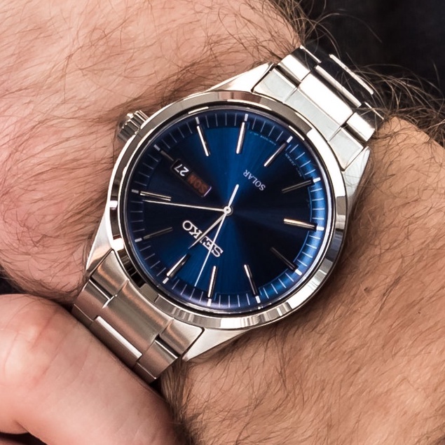 Đồng hồ nam Seiko SNE525P1S máy năng lượng mặt trời, mặt kính Sapphire chống xước, dây thép không gỉ cao cấp chính hãng