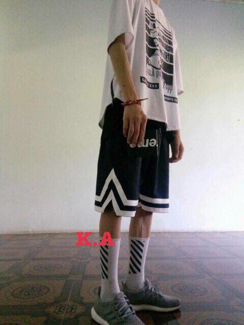 QUẦN SHORT 2V NGƯỢC UNISEX QUẦN ĐÙI V SIÊU HOT | BigBuy360 - bigbuy360.vn