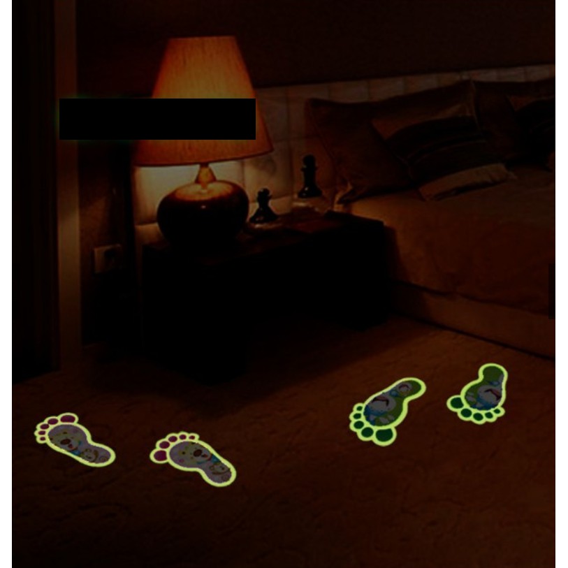 Decal trang trí Bàn Chân vui nhộn - Dạ quang A.H