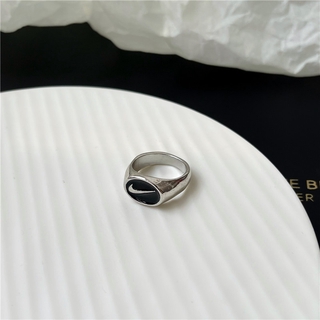 Nhẫn Đeo Tay Đơn Giản F550