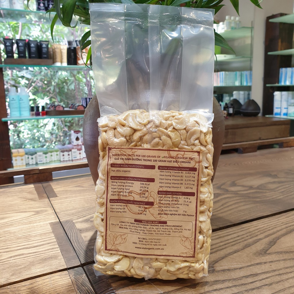 Hạt điều hữu cơ nhân trắng vỡ đôi Việt Organic 100% điều tươi hữu cơ đã tách vỏ lụa hộp 400g, túi 50g, túi 1kg