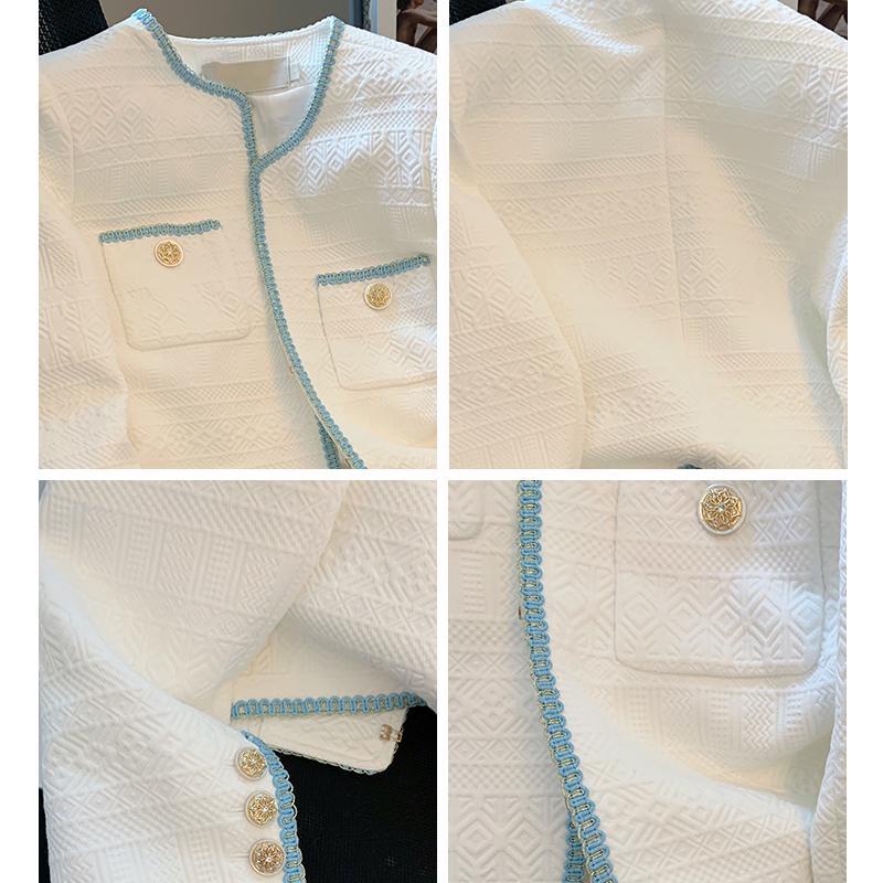 Áo Khoác Dáng Ngắn Màu Trắng Thời Trang Mùa Thu 2022 Cho Nữ