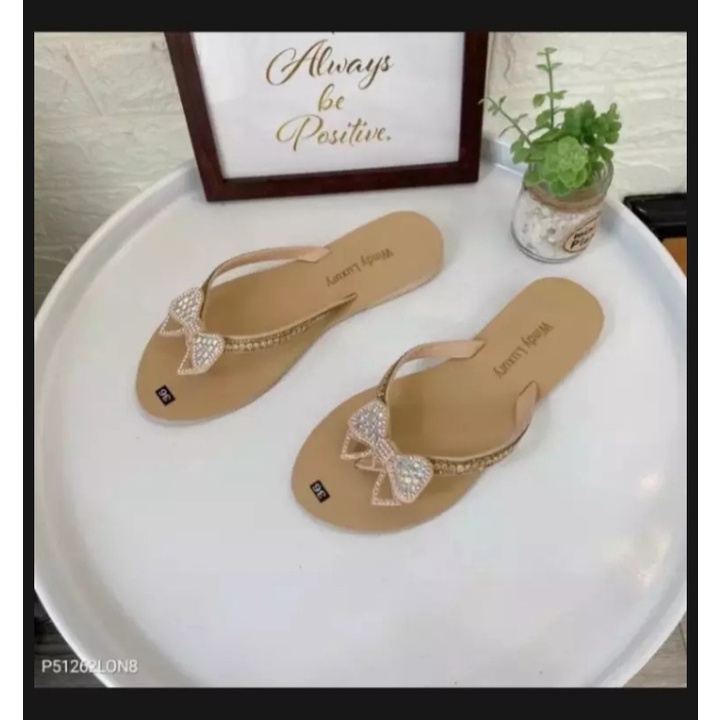 Dép xỏ ngón họa tiết siêu xinh!!