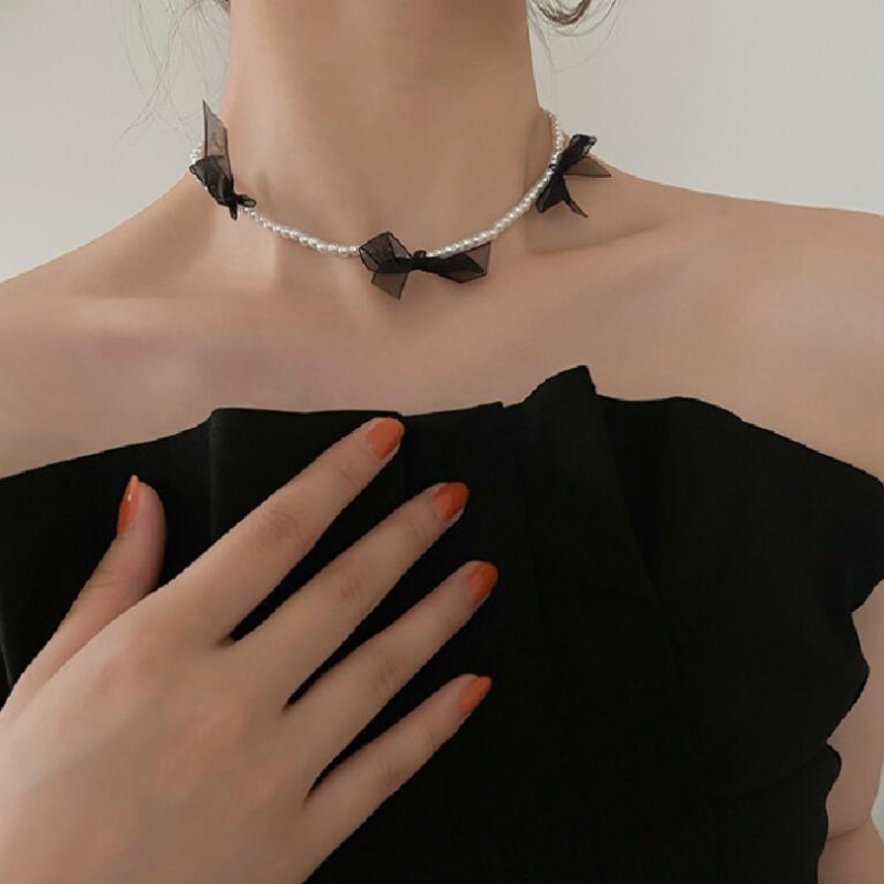 Vòng cổ đính ngọc trai thời trang thu đông cho nữ