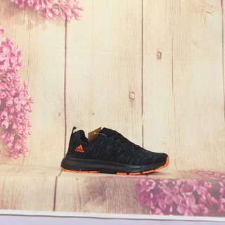 Giày thể thao nữ full đen thời trang DC111