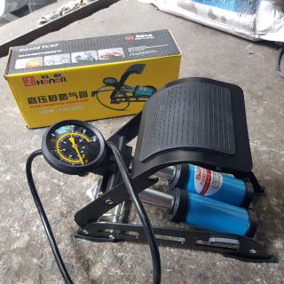 Bơm chân 2 ống cho ô tô xe máy