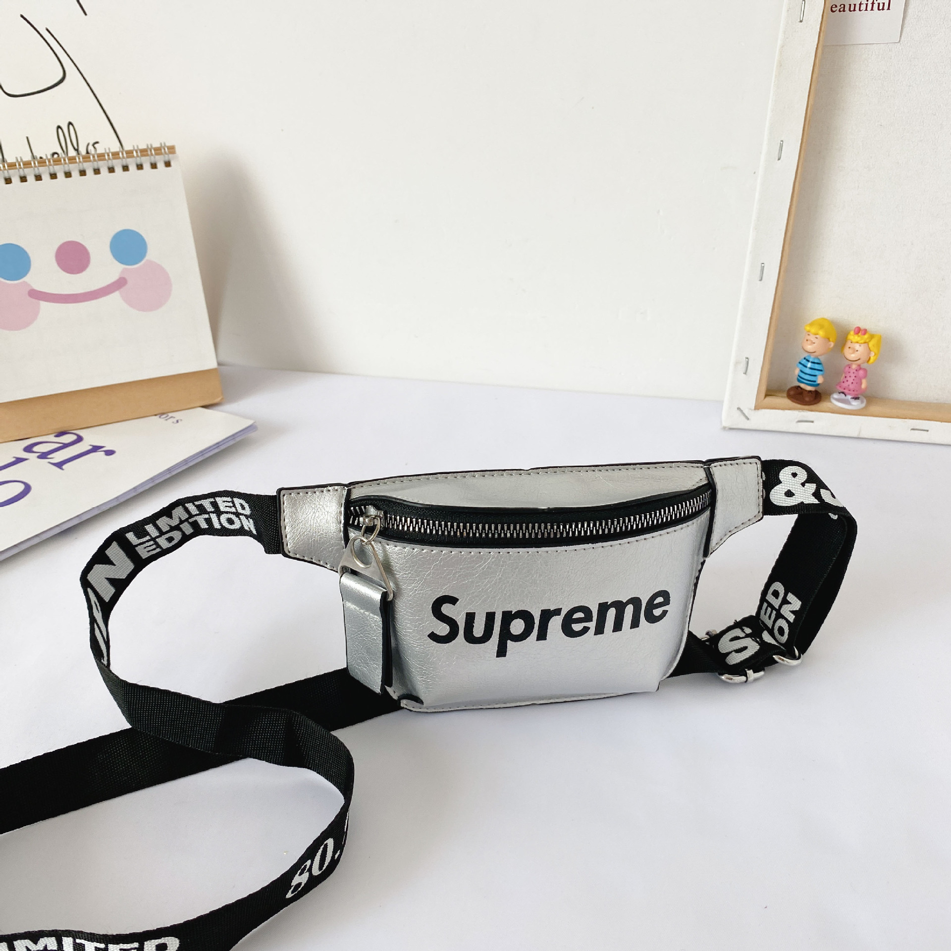 Túi đeo chéo da PU in chữ Supreme Beg kanak-kanak phong cách Hàn Quốc cho bé