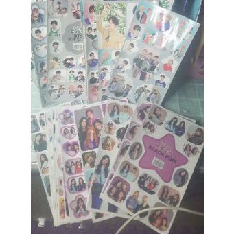 Tấm sticker bts , black pink.